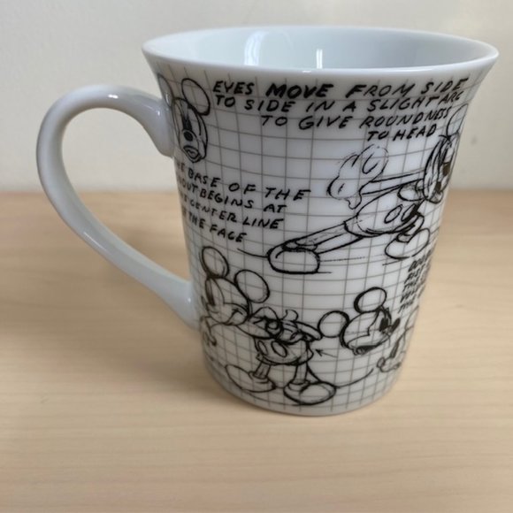 Disney Mickey Mouse Mug Sketch Book - Picture 4 of 10